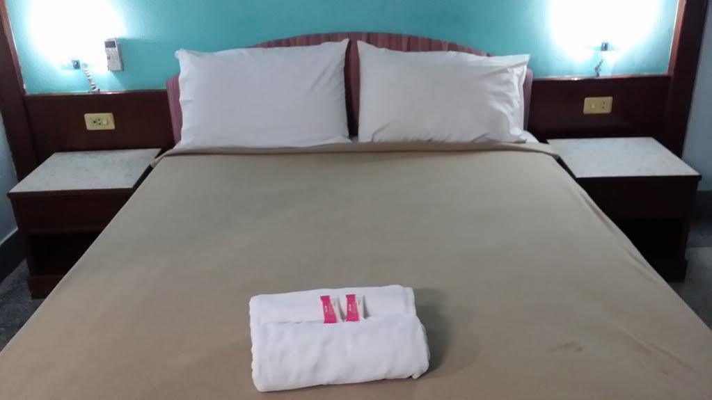The 1 Place Hat Yai Exterior photo